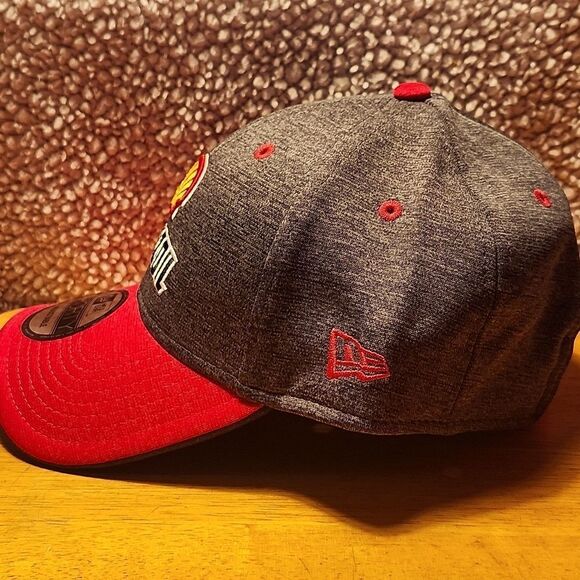 New Era 9Forty Nascar Joey Logano Pennzoil Velcroback Hat - New - Picture 3 of 9